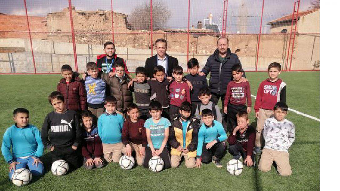 ÇEKAP Futbol - Sanat Atölyesi Kursları Ziyaret Edildi.
